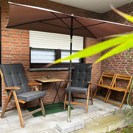 Katarinas House Mit 2 Fewo Stilvoll, Gemuetlich & Zentral Boxspringbett, Parkplatz, Balkon Oder Garten Moers Ngoại thất bức ảnh