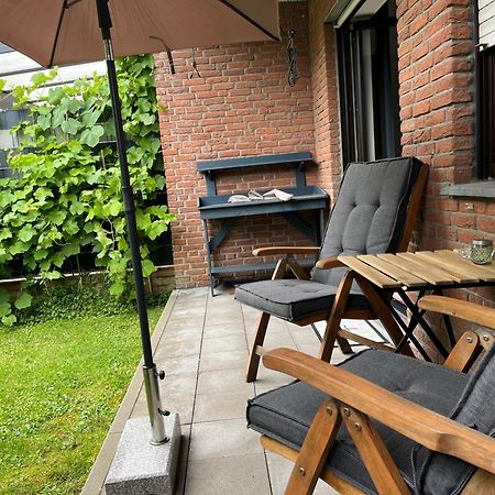 Katarinas House Mit 2 Fewo Stilvoll, Gemuetlich & Zentral Boxspringbett, Parkplatz, Balkon Oder Garten Moers Ngoại thất bức ảnh